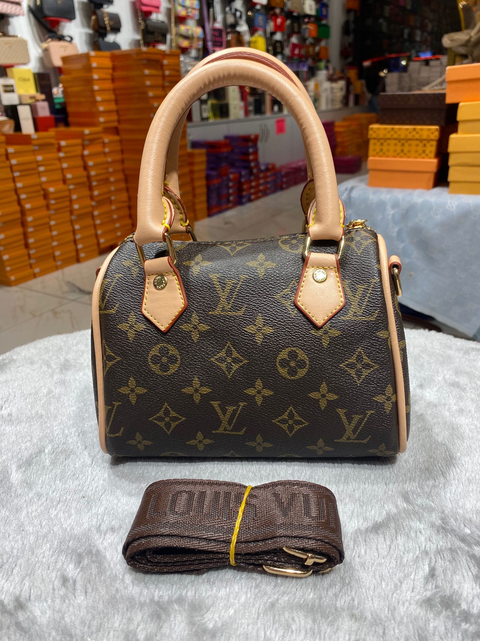 LV Speedy Bandoulière