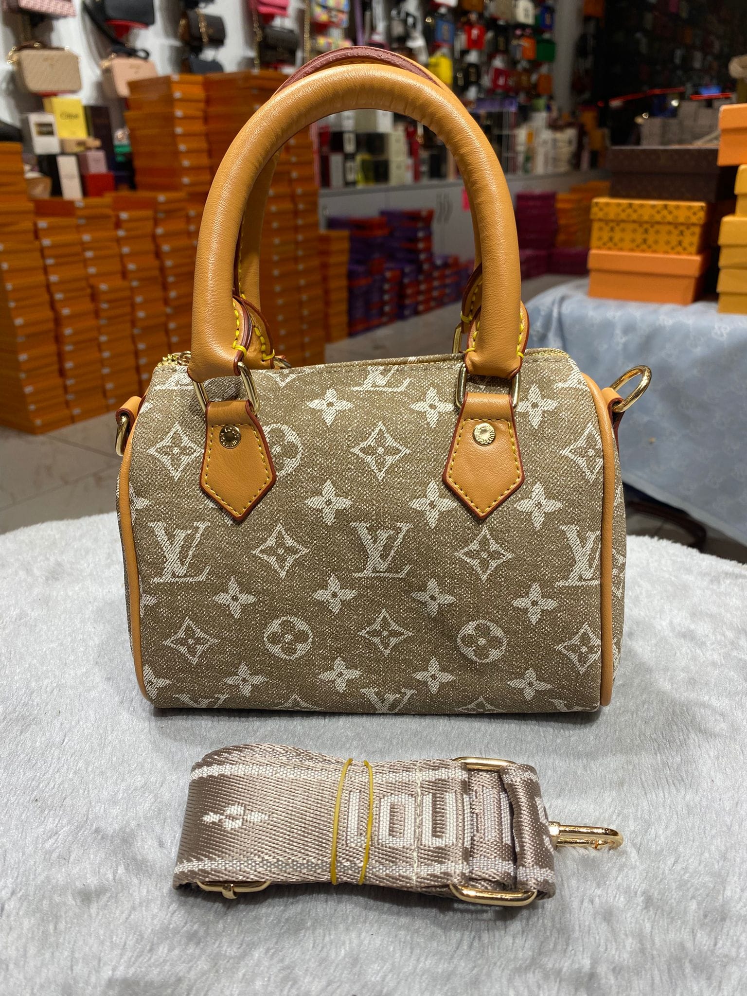 LV Speedy Bandoulière