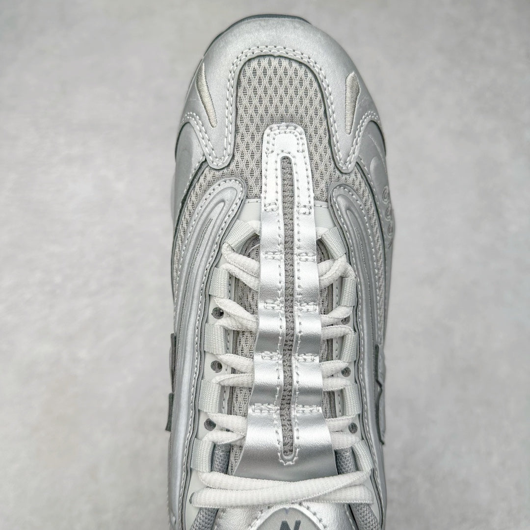 New Balance 1000