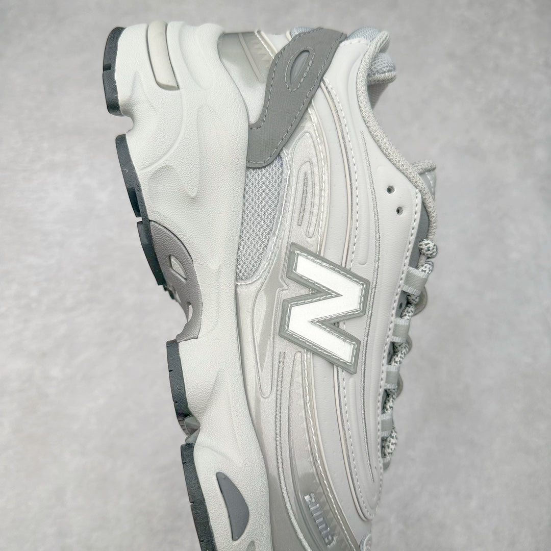 New Balance 1000
