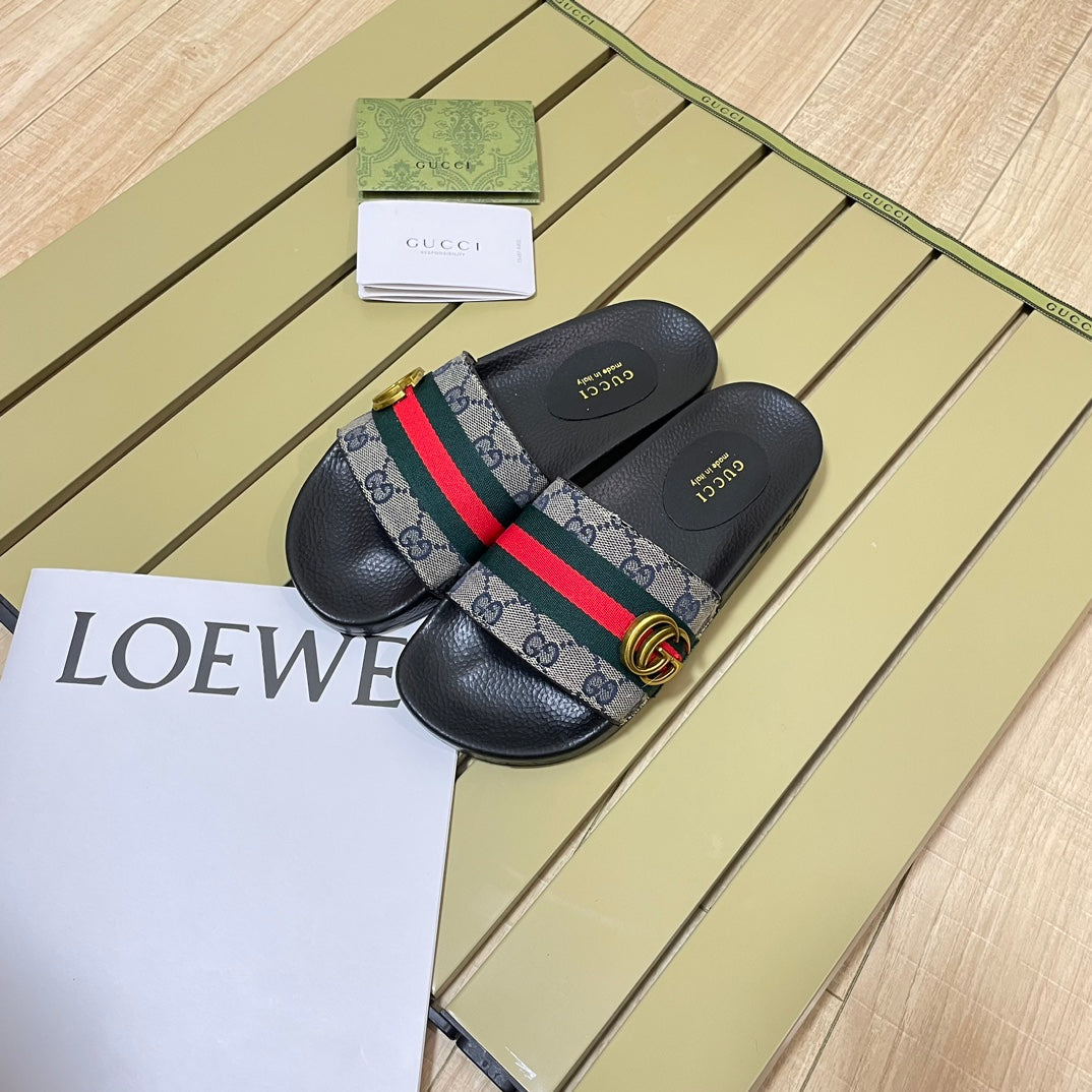 Gucci Slides Medal