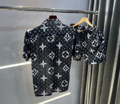 LV Set (T-Shirts, Short)