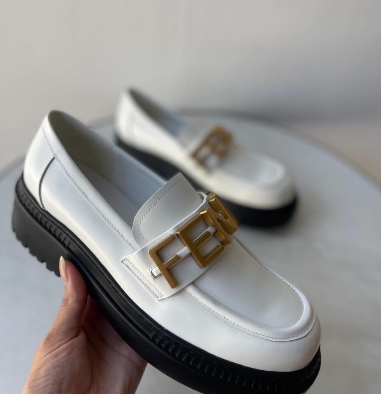 Fendi Fendigraphy leather flats