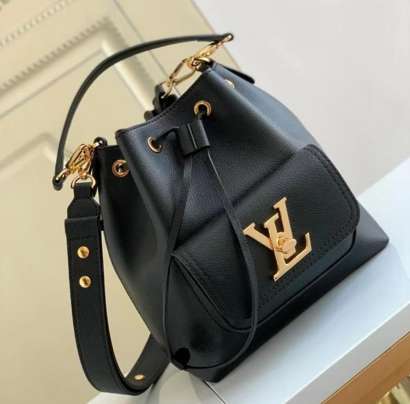 Louis Vuitton LV Lockme Bucket Bag