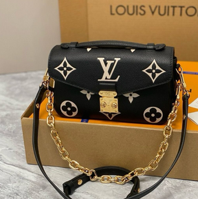 Louis Vuitton Pochette Metis East West Monogram Slingbag