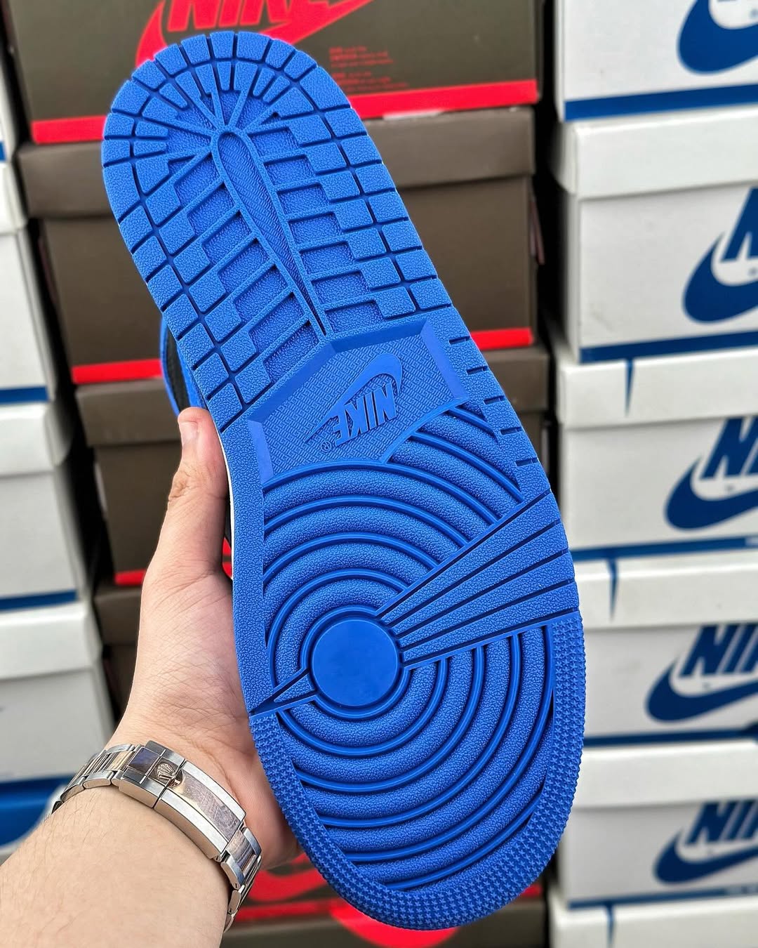 Air Jordan 1 Retro High OG “Royal Reimagined” – Iconic Colors, Premium Suede
