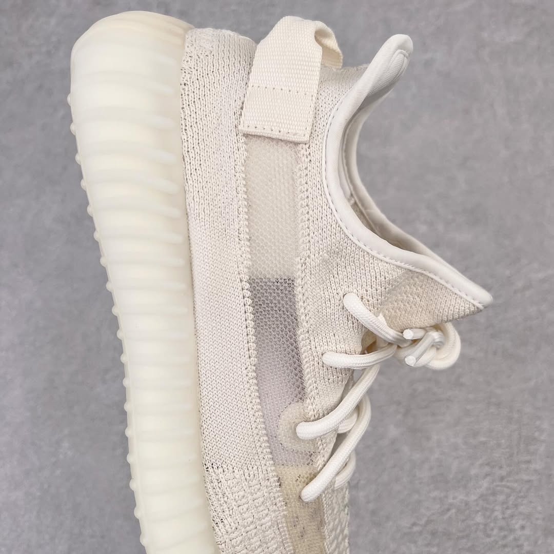 adidas Yeezy Boost 350 V2 “Cream White” – Clean, Minimal, Iconic