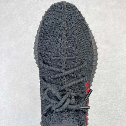 adidas Yeezy Boost 350 V2 “Bred” – The Fan-Favorite OG Returns